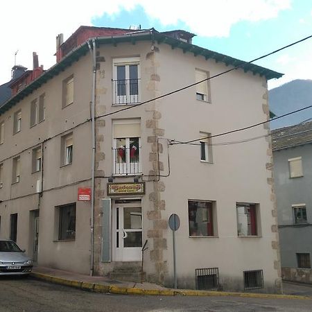 Alojamientos Turisticos Vut-Le-043 Villablino Εξωτερικό φωτογραφία